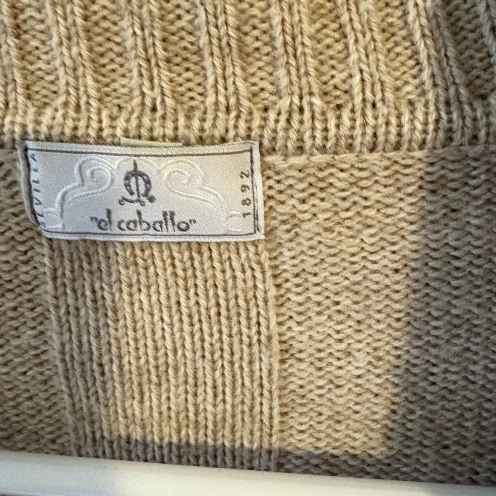 Men's Beige Cable Knit Sweater - Picture 3 of 5